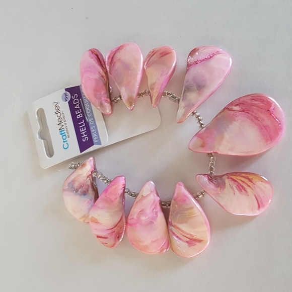 3/25$ 10 pcs Shell Beads with Hole for Beading & Jewelry Projects - Picture 3 of 9